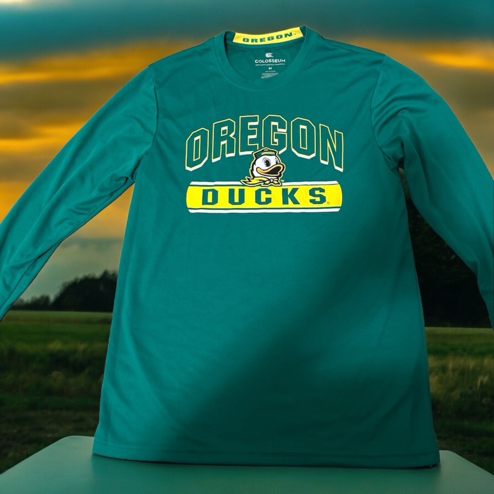 Oregon Ducks Colusseum jersey sz men’s med